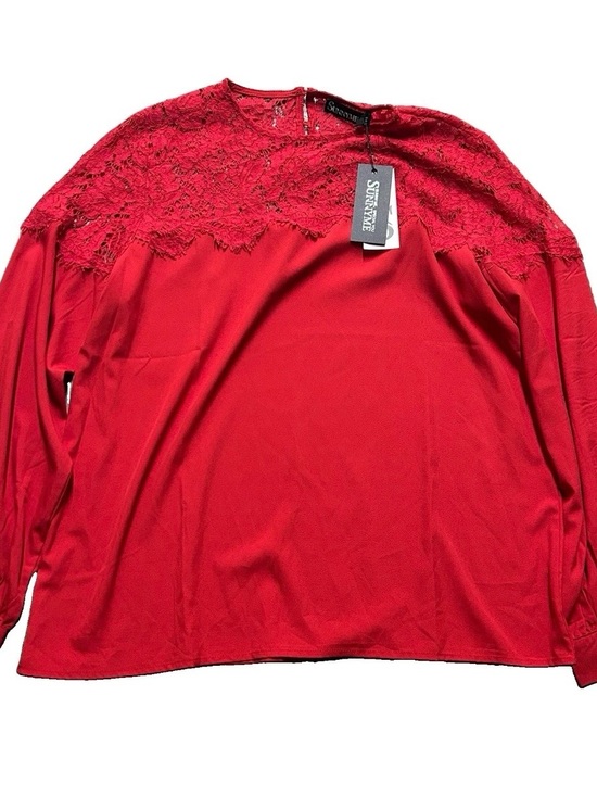 Tops - NWT Women’s Sunny Me Red Blouse Size XL